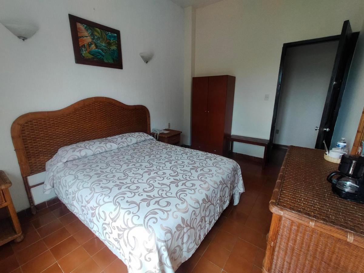 Hotel Posada Dona Lala Tlacotalpan Eksteriør bilde