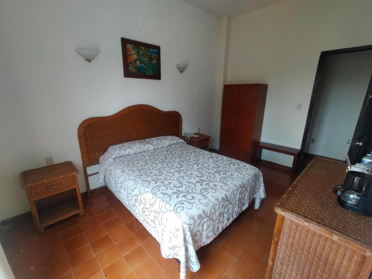 Hotel Posada Dona Lala Tlacotalpan Eksteriør bilde